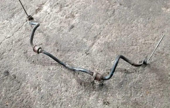 Front anti-roll bar/sway bar