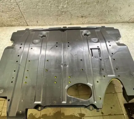 Subaru Outback (BT) Engine splash shield/under tray 56410AN020