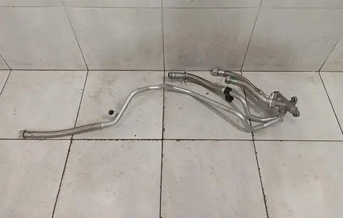 Ferrari FF Thermostat housing