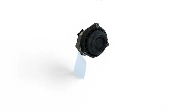 BMW 3 G20 G21 Engine mount bracket 6876759
