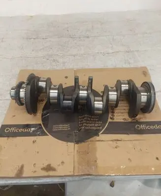 Iveco Daily 5th gen Crankshaft 502295016 2DA50893