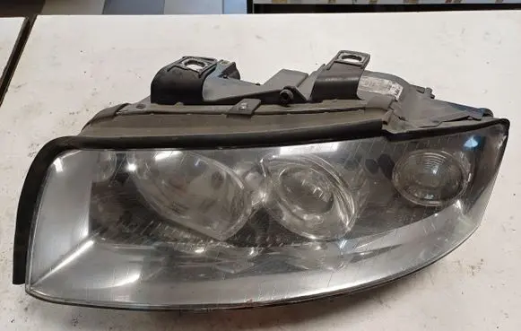 Audi A4 S4 B6 8E 8H Headlight/headlamp 8E0941003S