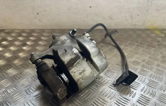 KIA EV6 Front brake caliper 0523