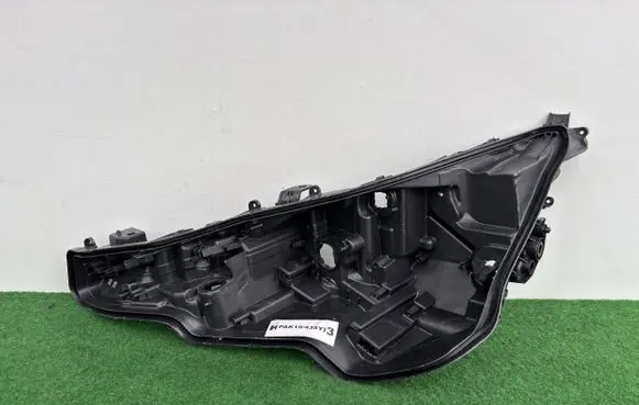 Toyota Corolla E210 E21 Headlight/headlamp MDE92510