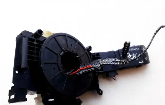 Multifunctional control switch/knob