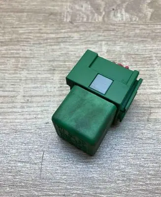 Opel Omega B1 Other relay 03447012