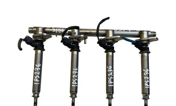 Mercedes-Benz A W176 Fuel injectors set A2700701400 A2560700187