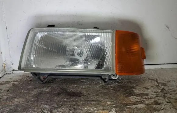 Volkswagen Transporter - Caravelle T4 Headlight/headlamp 701953049 136405 7R0144437