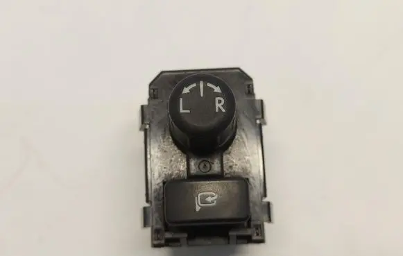 Subaru WRX STI Wing mirror switch 83061fj000-jlk01