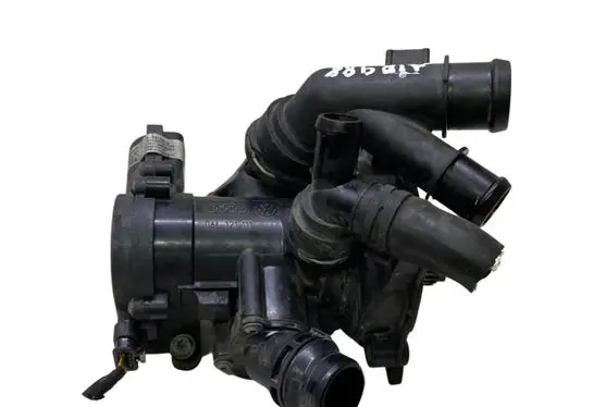 Thermostat/thermostat housing