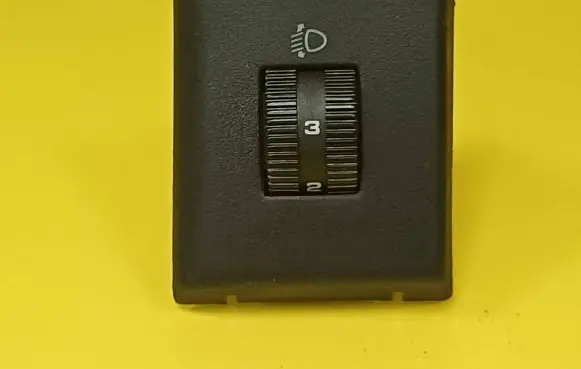 Volkswagen Transporter - Caravelle T4 Headlight level height control switch 867941333