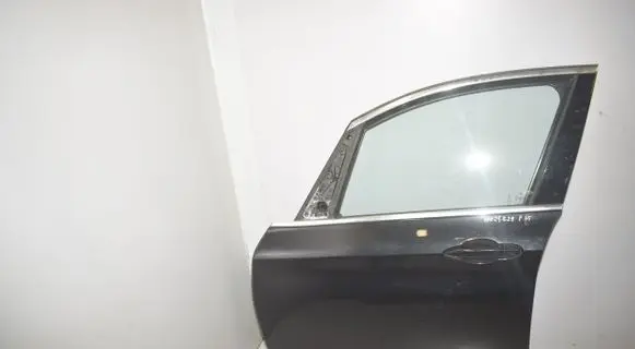 BMW 2 F45 Front door
