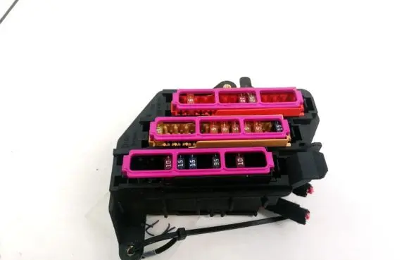 Audi A6 S6 C6 4F Fuse box set 4F2971845A