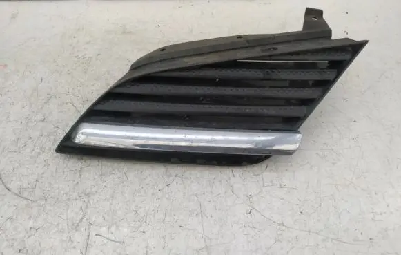 Nissan Primera Front bumper lower grill