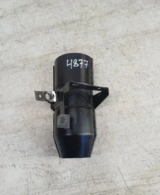 Audi 80 90 S2 B4 Fuel filter bracket/mount holder 8A0201987B