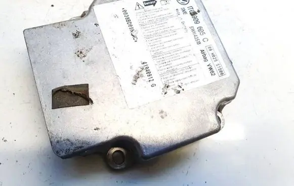 Volkswagen Touran I Airbag control unit/module 1t0909605c 5wk43518