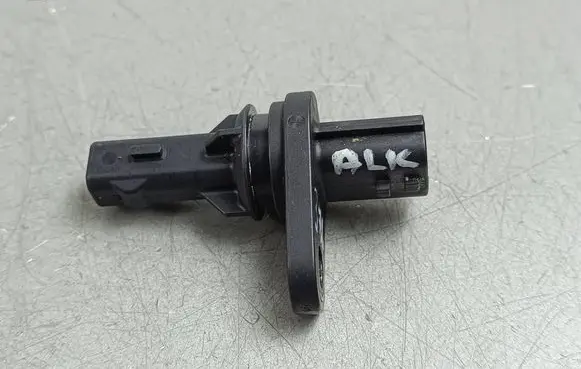 Nissan X-Trail T33 Crankshaft speed sensor 25023 5L04022 06311910184