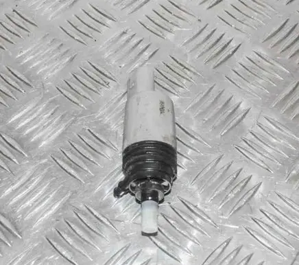 BMW 7 E65 E66 Windscreen/windshield washer pump 6934159