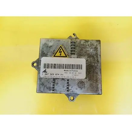 BMW 3 E46 Voltage converter/converter module 1307329074