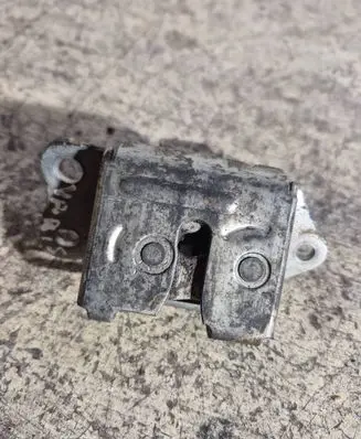 Toyota Yaris Loading door lock 