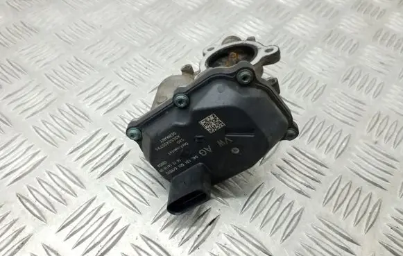 Skoda Octavia Mk3 (5E) EGR valve 04L131501C V070