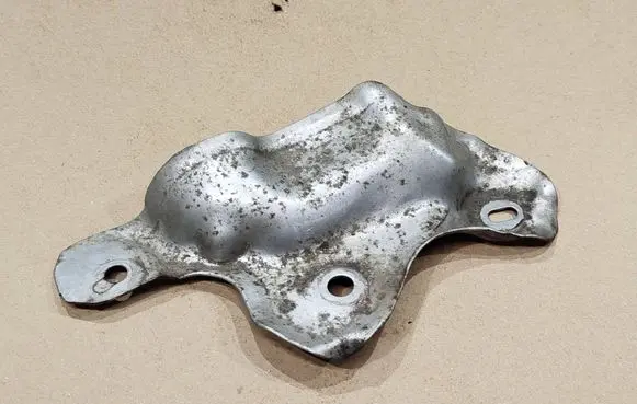 Renault Master III Exhaust heat shield 140136542R