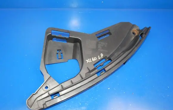 Volvo XC60 Headlight/headlamp mounting bracket 30763433