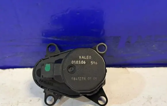 Saab 9-5 A/C air flow flap actuator/motor 12769265 984123X