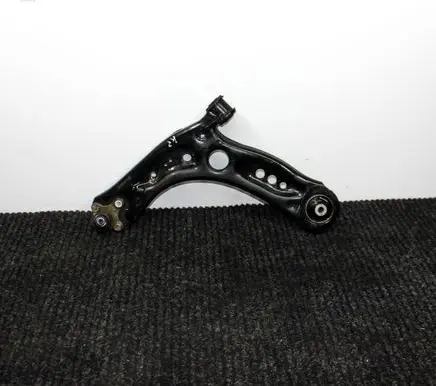 Volkswagen Jetta VII Front lower control arm/wishbone 5QM407151B