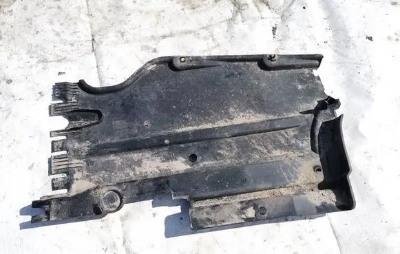 Engine splash shield/under tray