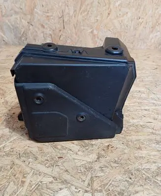 Renault Kangoo II Fuse box cover 8200356339
