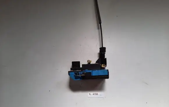 Volvo V70 Front door lock