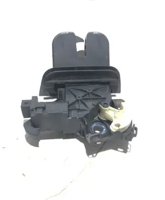 Audi Q7 4L Tailgate/trunk/boot lock/catch/latch 8P4827505B