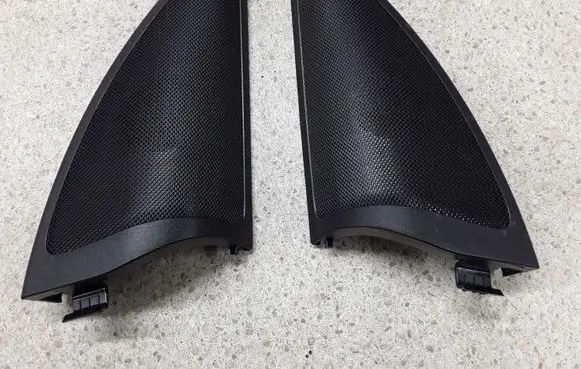Mercedes-Benz GLE (W166 - C292) Front door speaker cover trim A1667200244 A1667200144