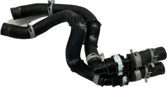 Engine coolant pipe/hose