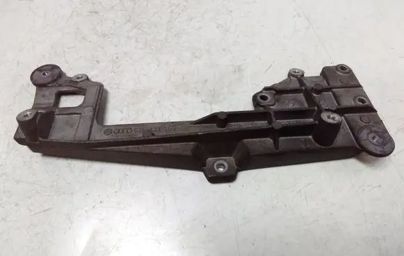 Volkswagen PASSAT B6 EGR valve cooler bracket 03G131159