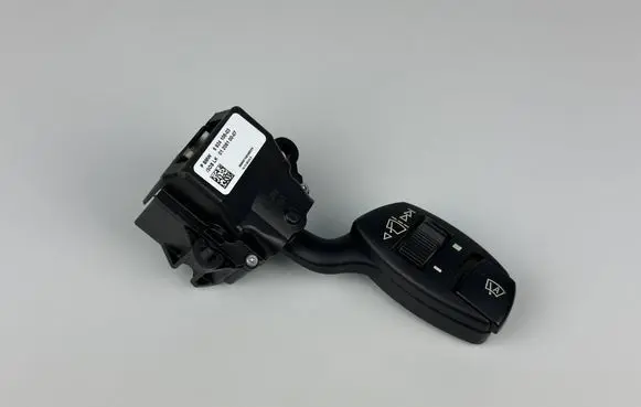 BMW 5 E60 E61 Wiper control stalk 6924106 0120610007