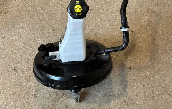 KIA Sorento IV Brake booster 58500P2210