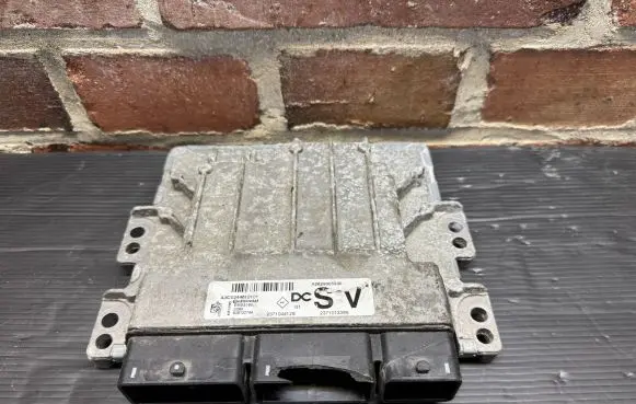Renault Kadjar Engine control unit/module 237101339S 237104412S A2829005900