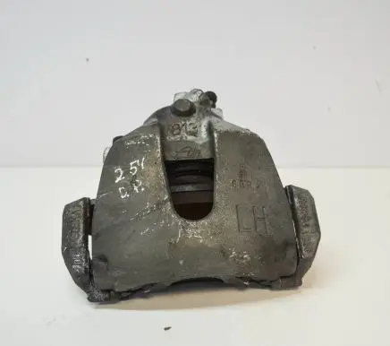 Ford Kuga II Front brake caliper