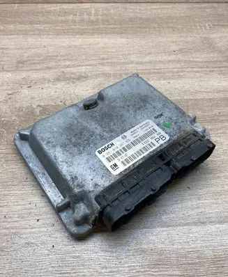 Opel Astra G Engine control unit/module ECU 24417167 0281010267