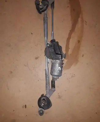 Lexus IS 220D-250-350 Front wiper linkage and motor 8511053040