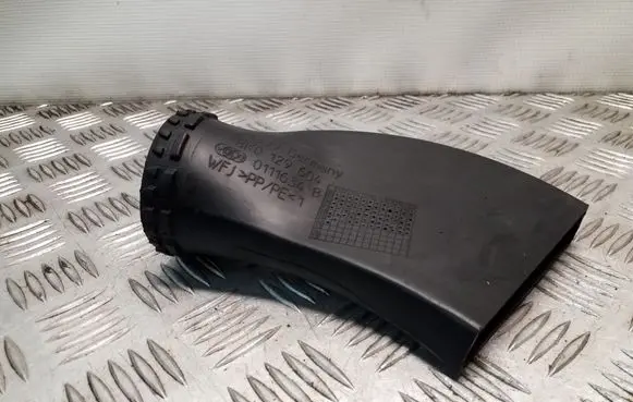 Audi A5 Sportback 8TA Air intake duct part 8K0129604