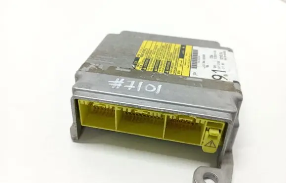 Toyota Corolla E120 E130 Airbag control unit/module 891700F032 213819107