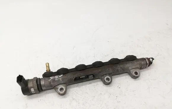Nissan X-Trail T31 Fuel main line pipe