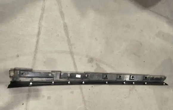 Toyota RAV 4 (XA50) Side skirt front trim 20210615Y8021 YK4545 758504203100