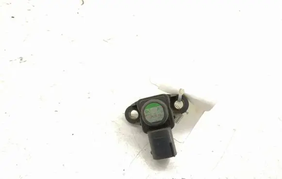 Mercedes-Benz C W204 Air pressure sensor 0051535028 A0051535028