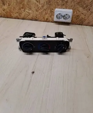 Ford Transit Climate control unit YC1H18D451A