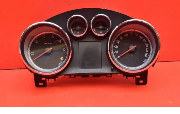 Opel Astra J Speedometer (instrument cluster) 13368585