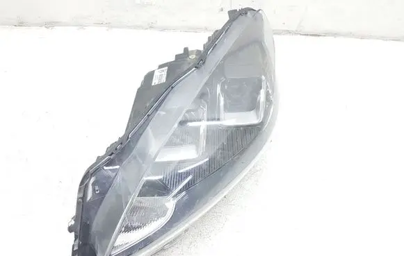 Ford Escape IV Headlight/headlamp LV4B13E015 LV4B13E015CA L523132